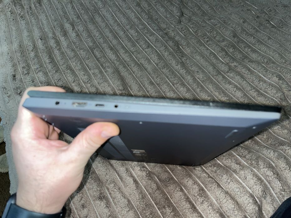 Ноутбук Lenovo IdeaPad сенсорний