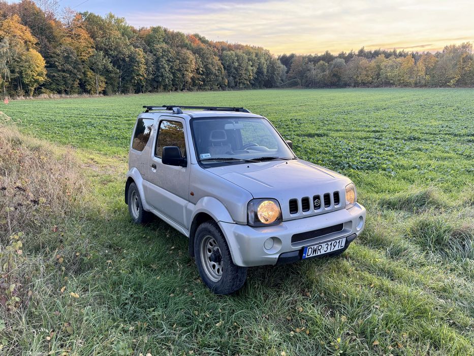 Suzuki Jimny 1.3i 2001r 4x4 klimatyzacja zadbany z hakiem