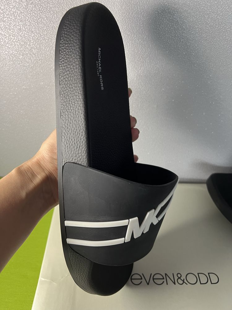 Шльопанці Michael Kors Jake Slide, розмір 13 (укр 45-46)