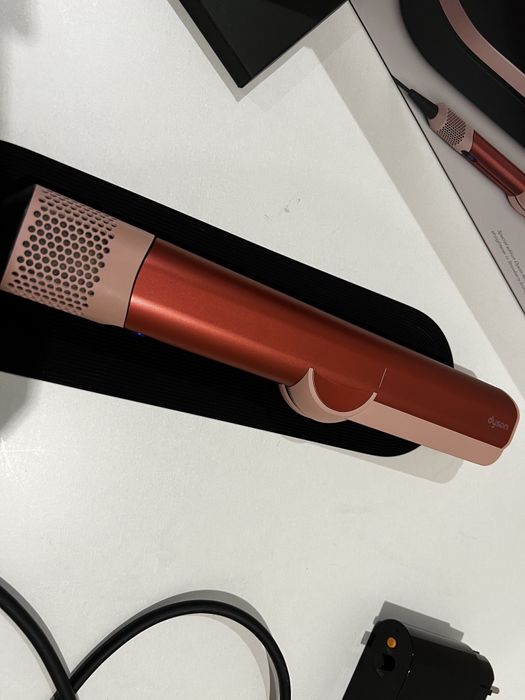 НОВИЙ Вирівнювач волосся Dyson HT01 Airstrait