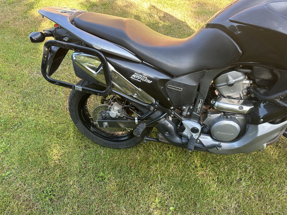 Honda Transalp 700