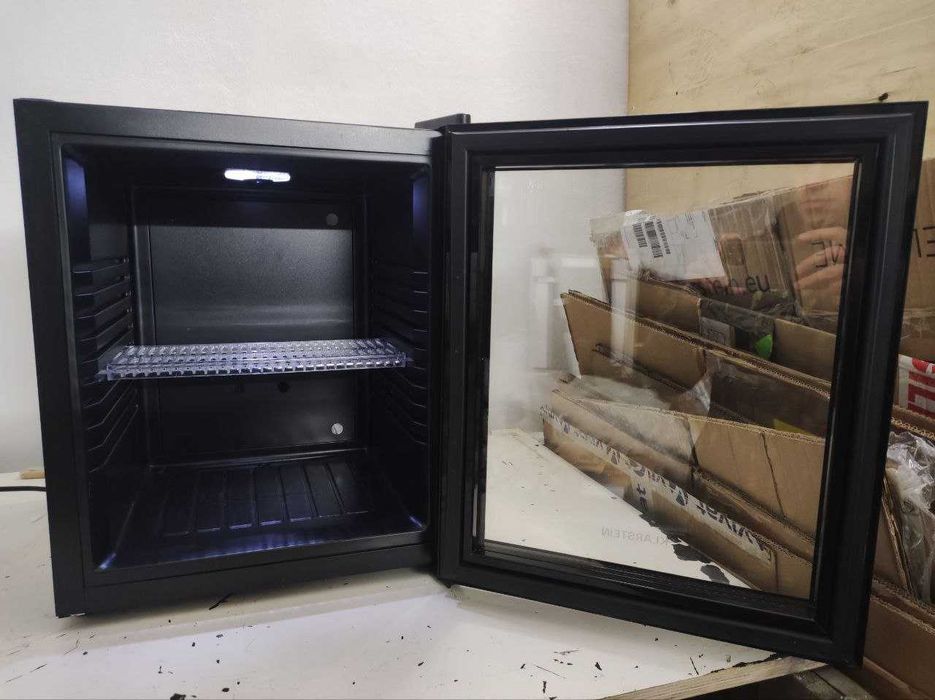 Холодильник мини бар витрина Міні-холодильник Klarstein Brooklyn 32