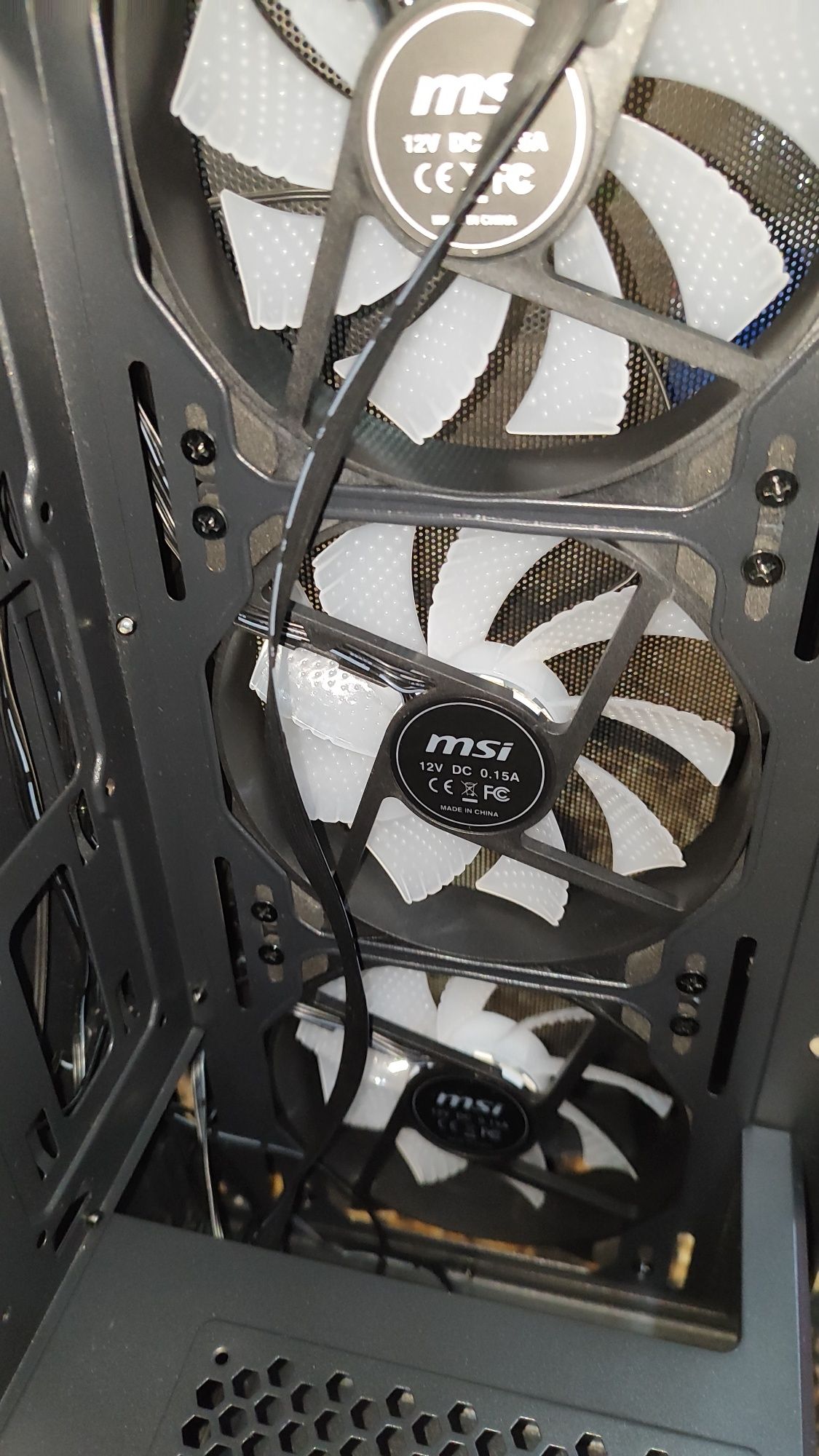 Корпус msi MAG FORGE M100R