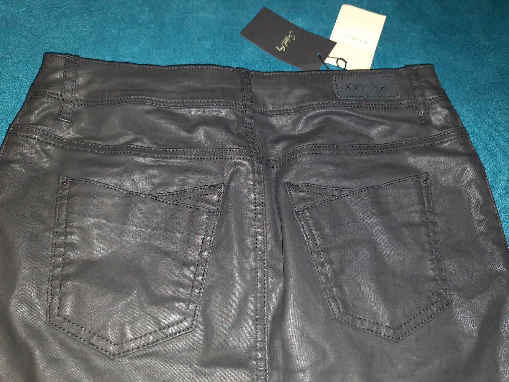 Стильная джинсовая юбка-карандаш School rag Paris. Размер 27, S.