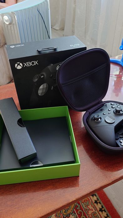 Продаю джойстик / контролер XBOX Elite Series 2
