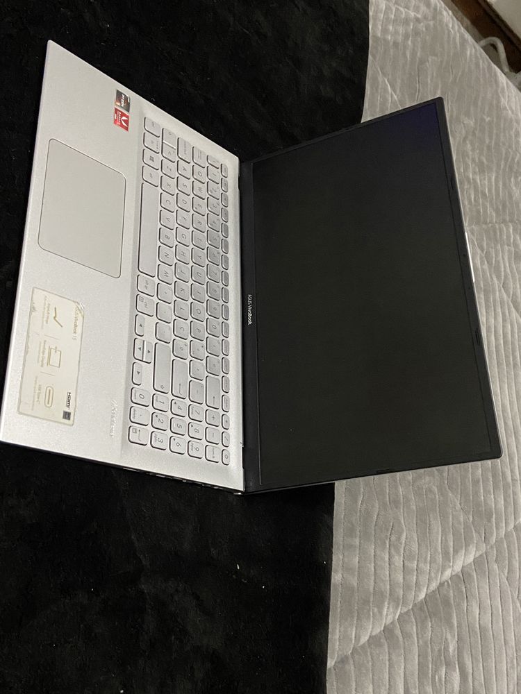 Asus Vivobook 15