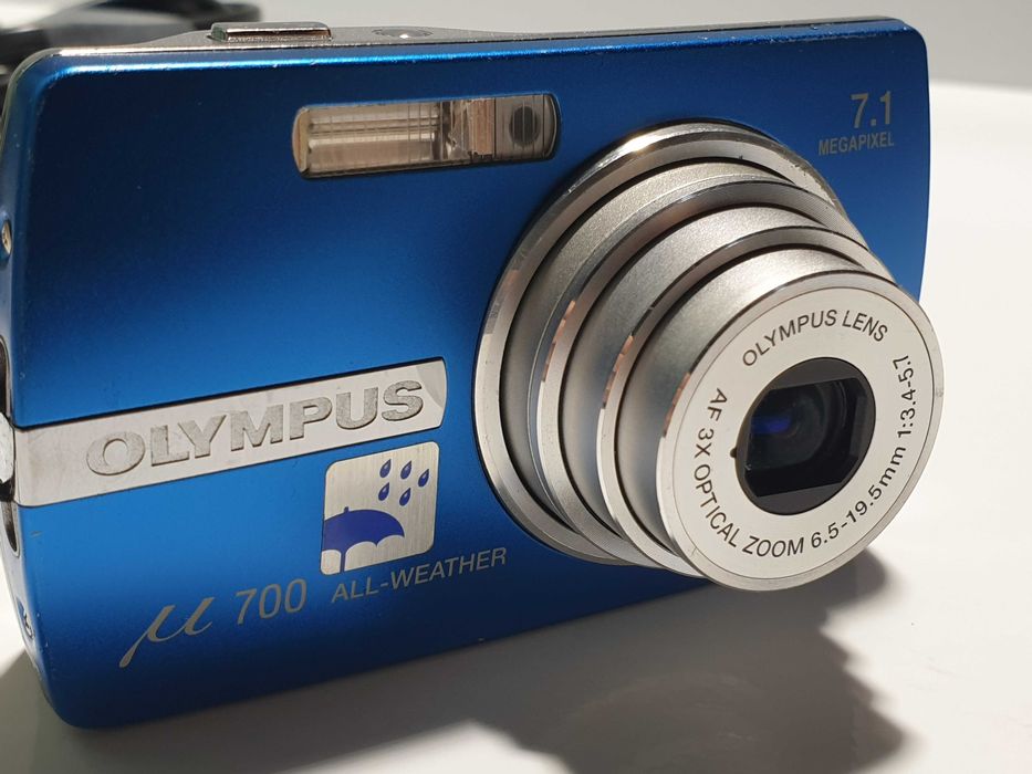 фотоапарат Olympus MJU 700 + комплект