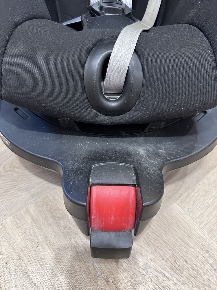 Fotelik samochodowy Britax Romer DualFix M i-size, czarny