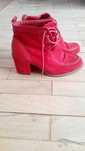 Buty damskie czerwone.