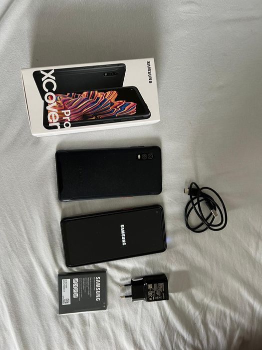 Samsung galaxy x-cover generacji 6 z dodatkową nową baterią