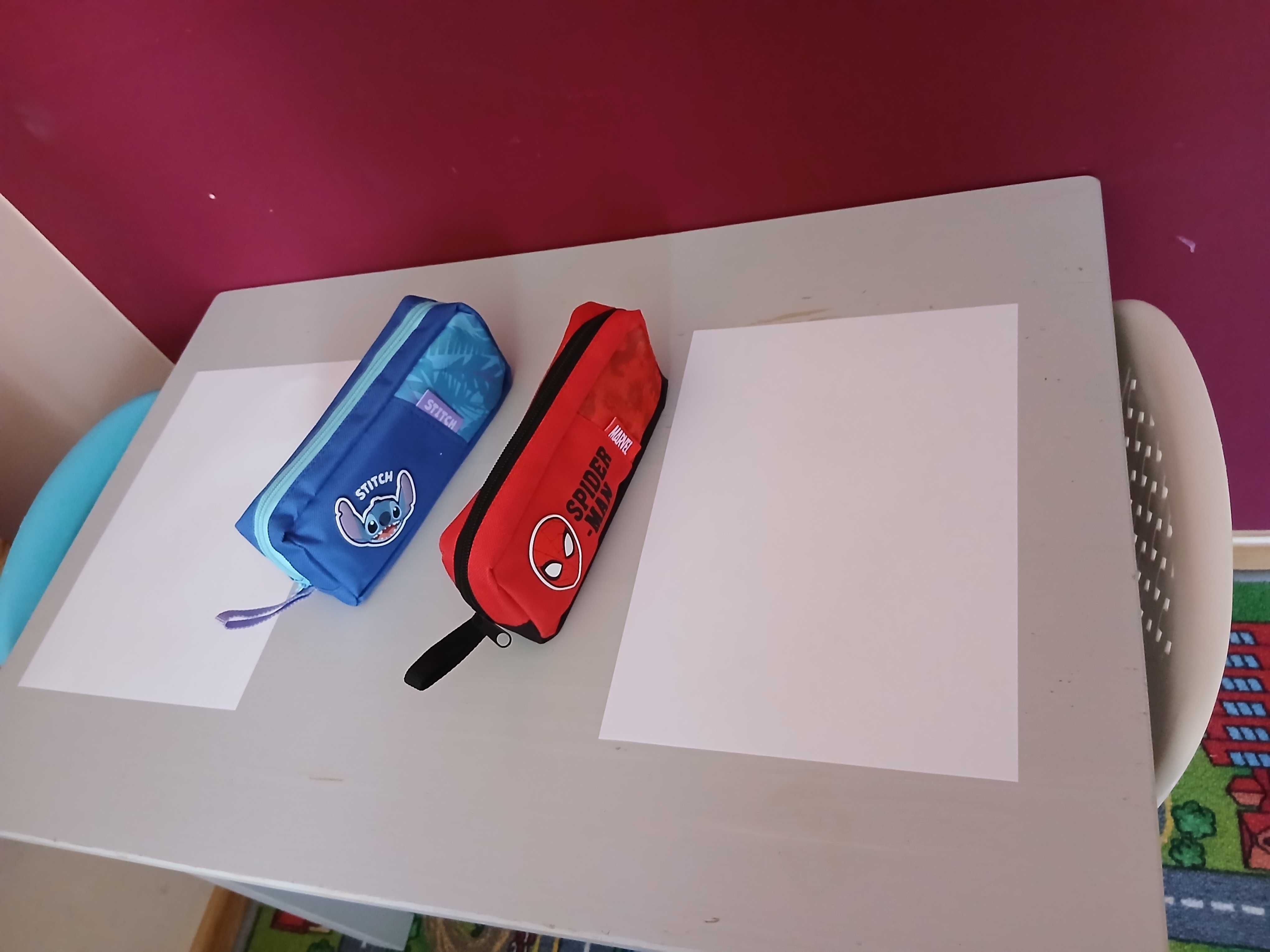 Stolik dla dzieci z krzesłami IKEA SUNDVIK, szary, 76x50 cm