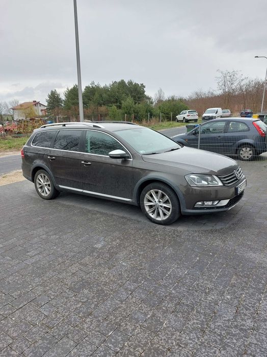 Sprzedam Volkswagen Passat Alltrack - POLSKI SALON