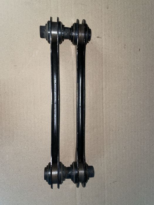 Комплект важелів задньої підвіски Volkswagen Golf 6