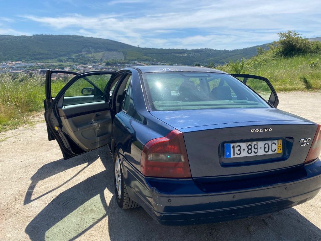 Vendo Volvo S80 2.5 última semana