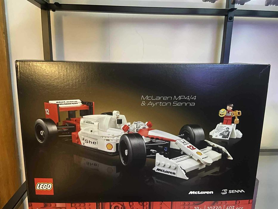 LEGO Icons McLaren MP4/4 e Ayrton Senna