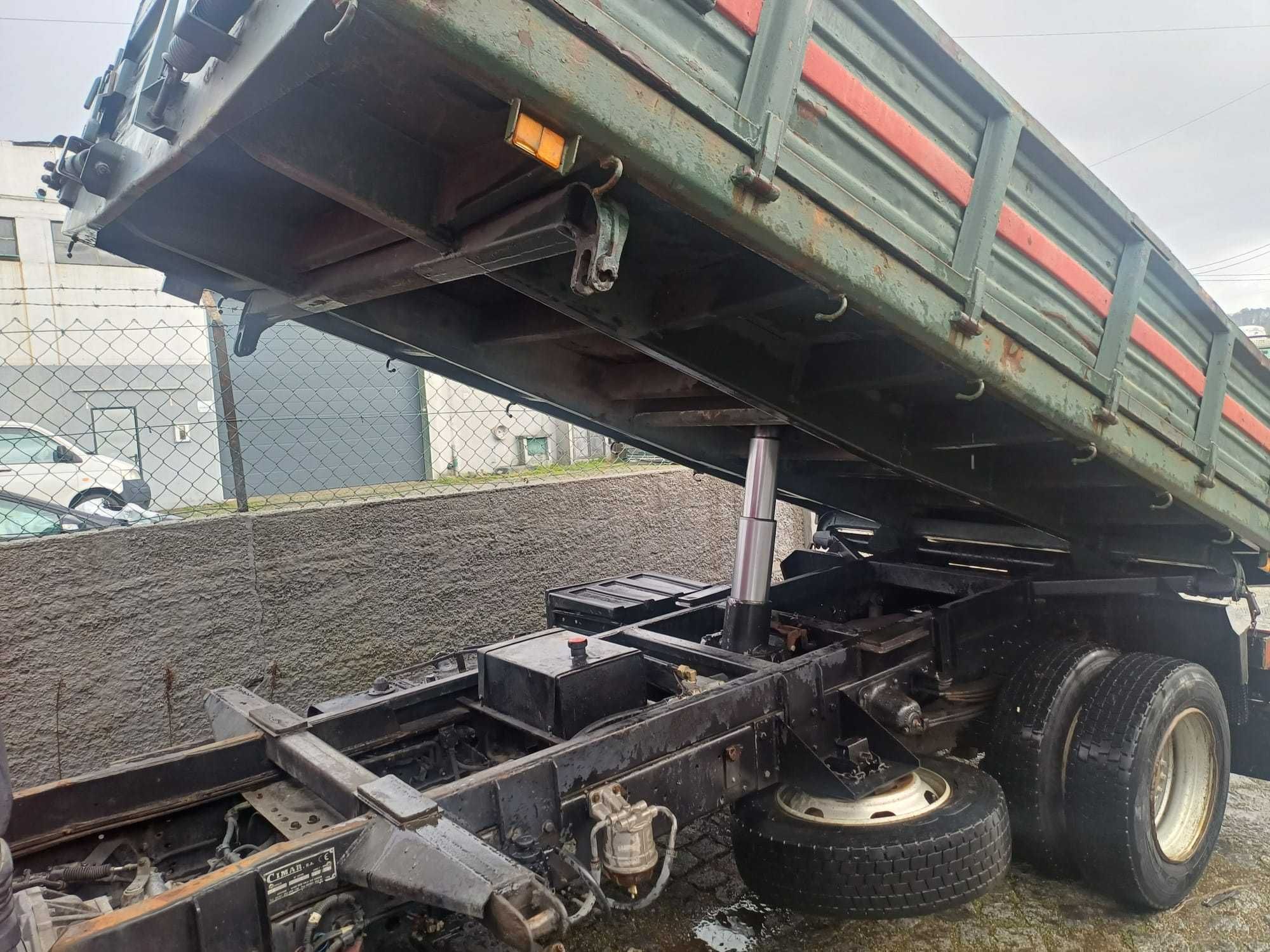 Toyota Dyna L Cl 35.34  Ano 2006