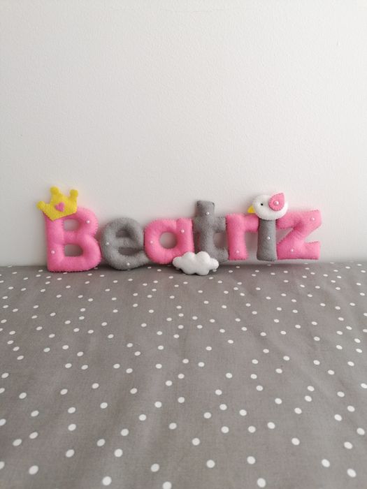 Nome Beatriz feltro para quarto