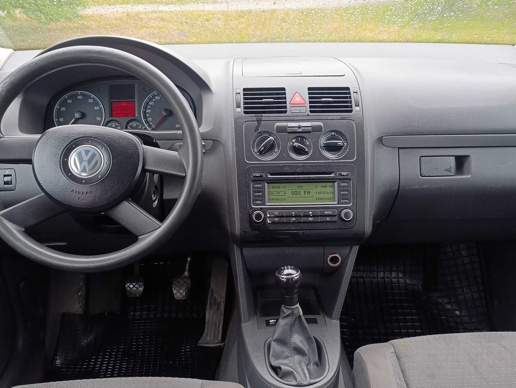 Vw Touran 1,6 LPG  7-osób   klimatyzacja sprawna