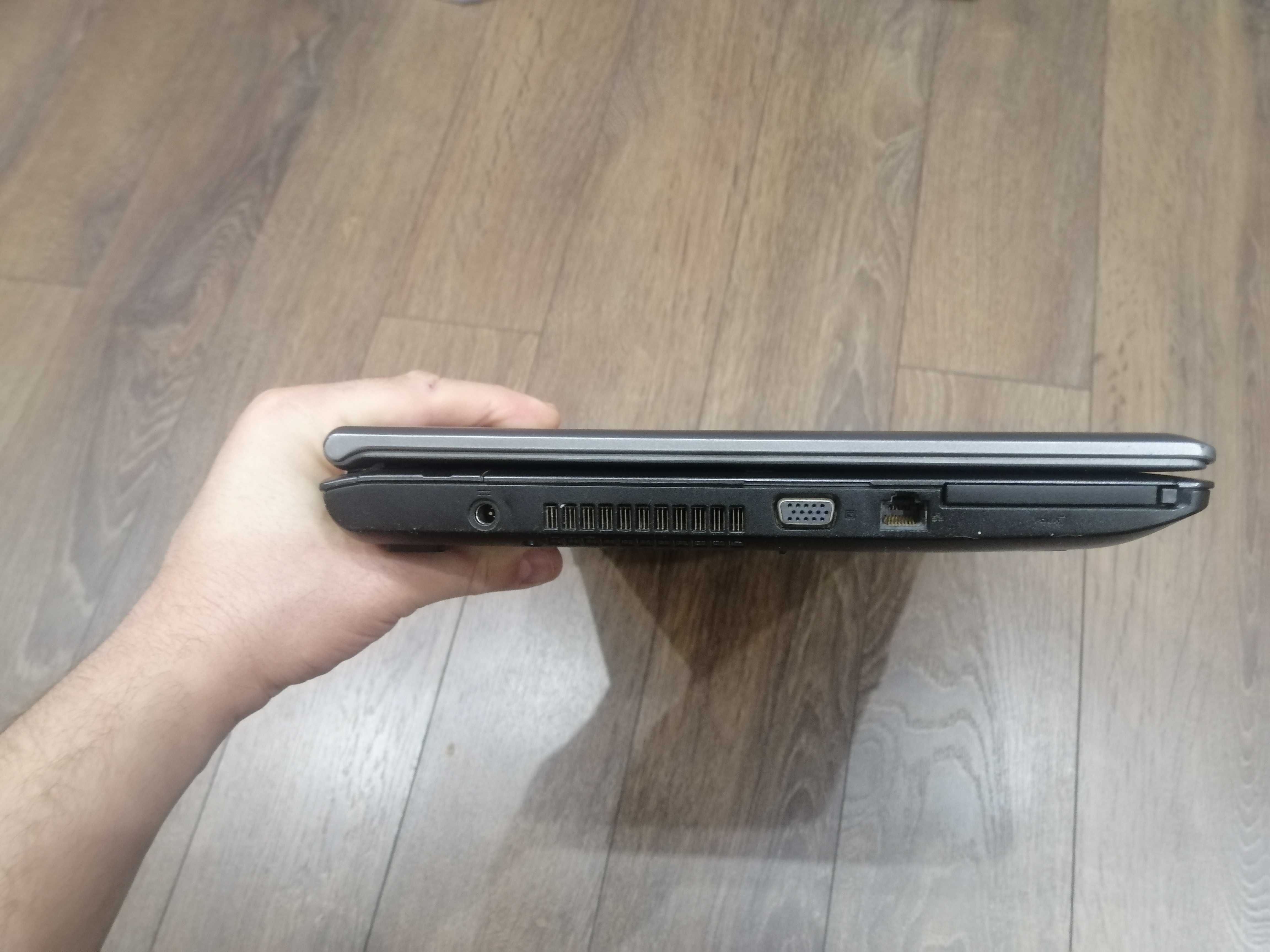 Simens Esprimo mobile V5515