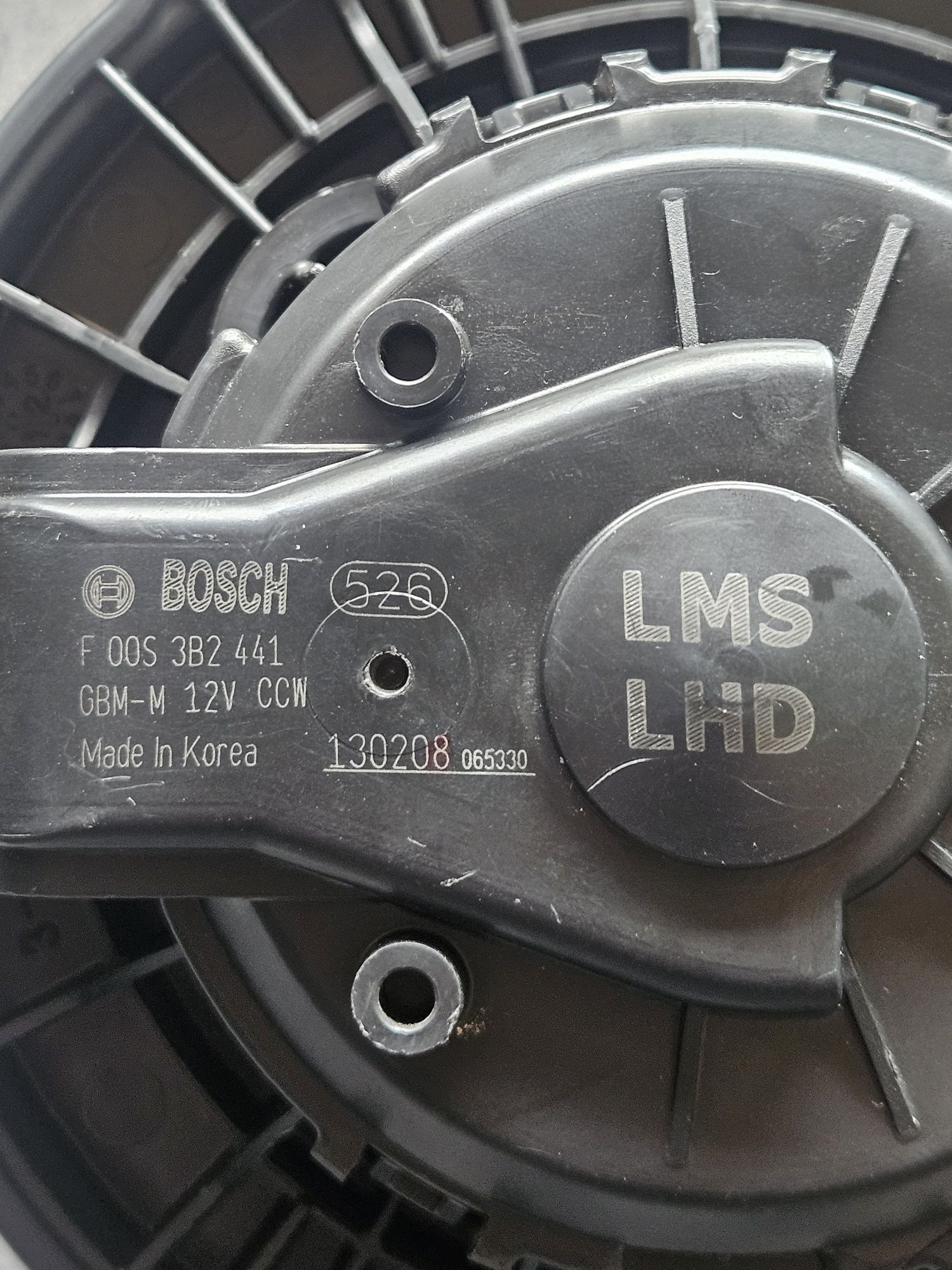 Dmuchawa BOSCH wentylator nawiewu EU F00S3B2441 TESLA S KIA SPORTAGE 3