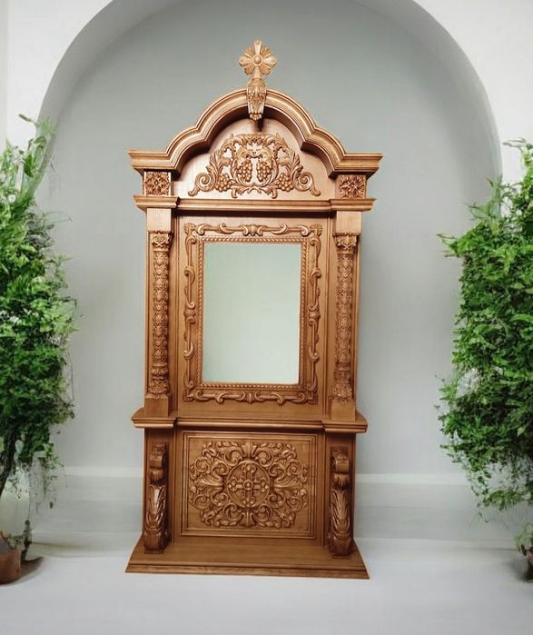 3d різьба Кіот, Бічний пристіл, іконостас