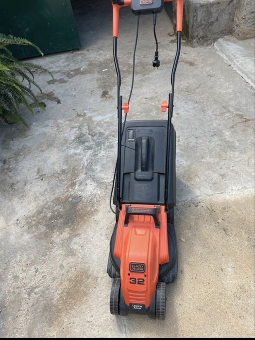 Corta relvas Black Decker