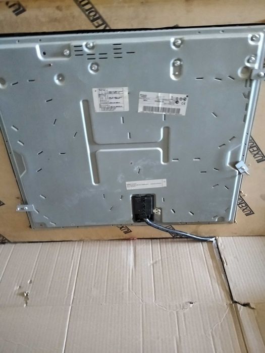 Варочна поверхня Hotpoint Ariston KRC 741 DZ