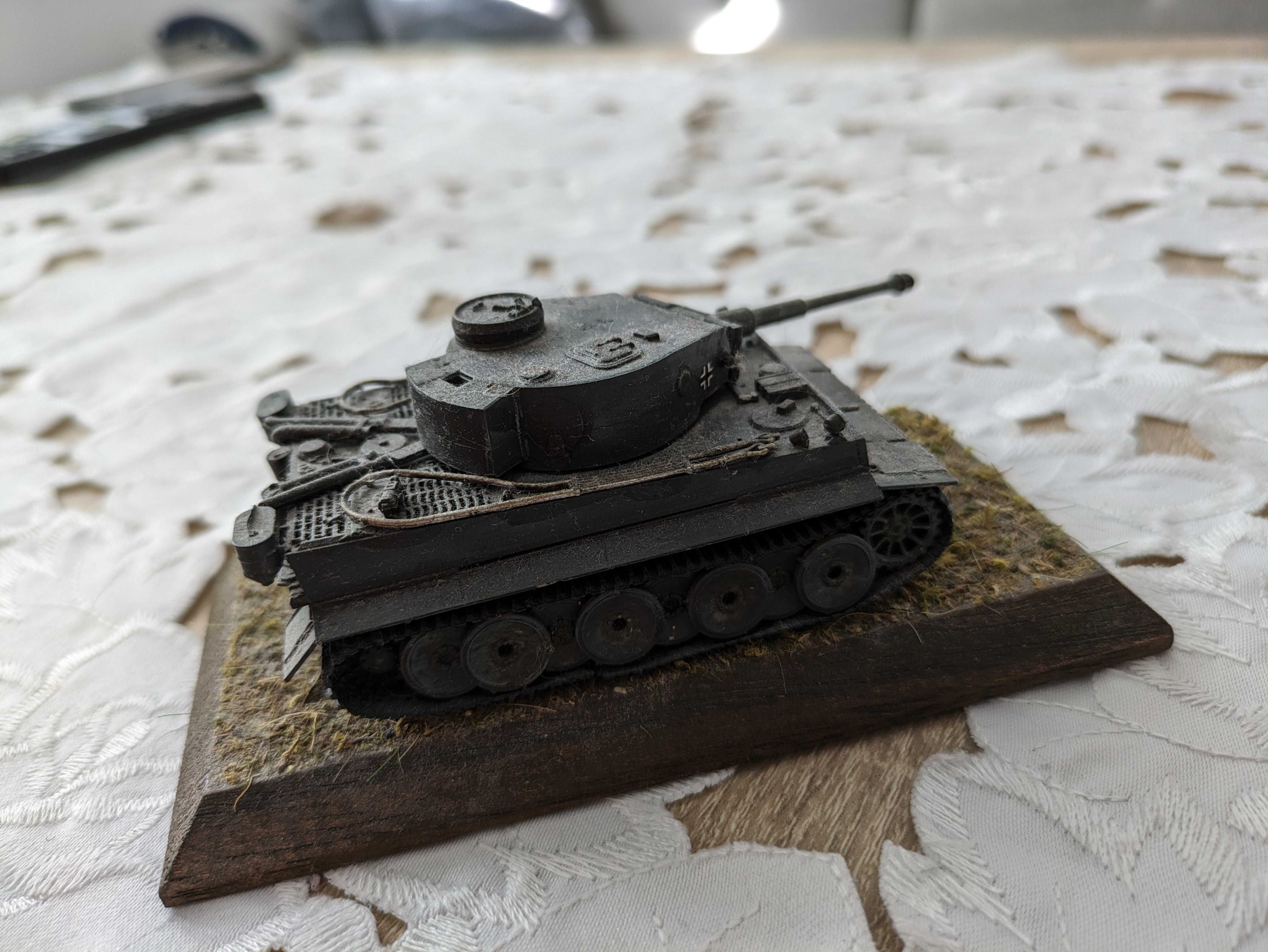 Model Tiger 1 skala 1:72