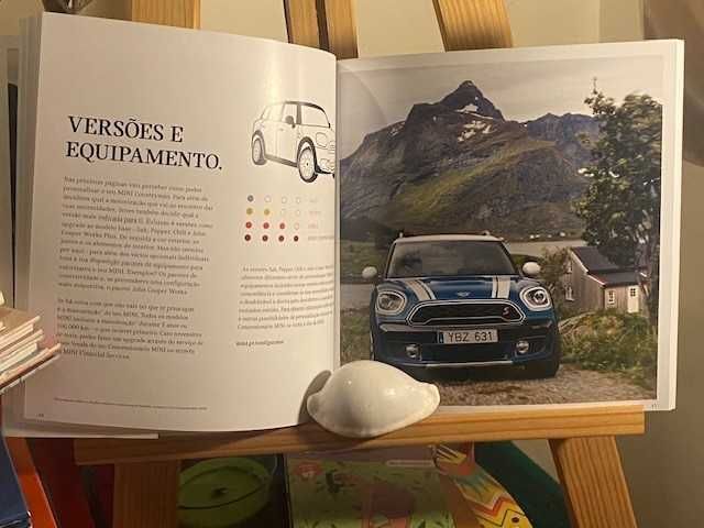 Automóvel – Mini Countryman 60 years Catálogo