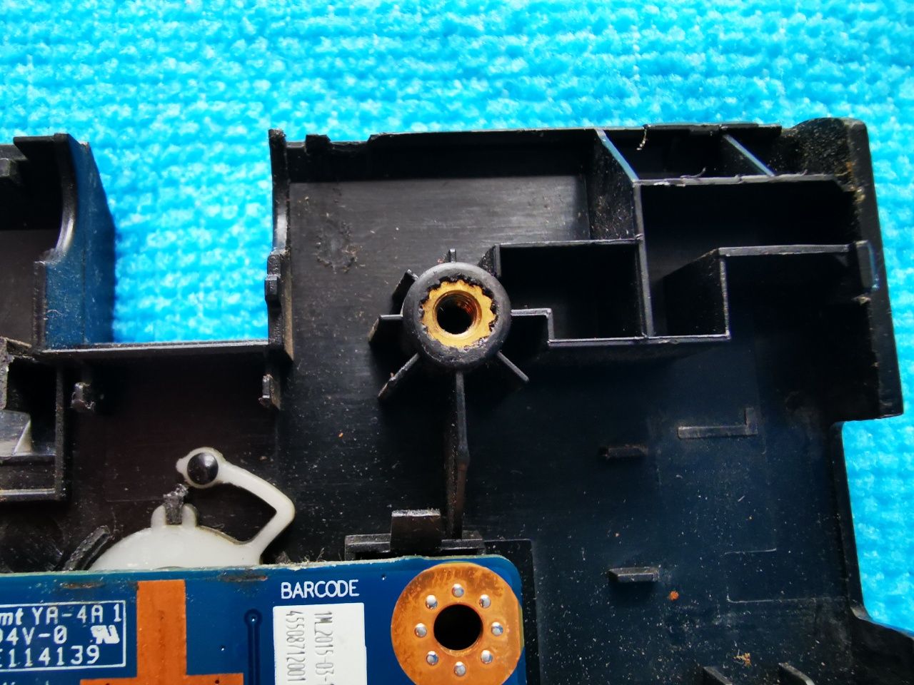 Palmrest Lenovo G50-30 brak uszkodzeń, obudowa górna laptopa