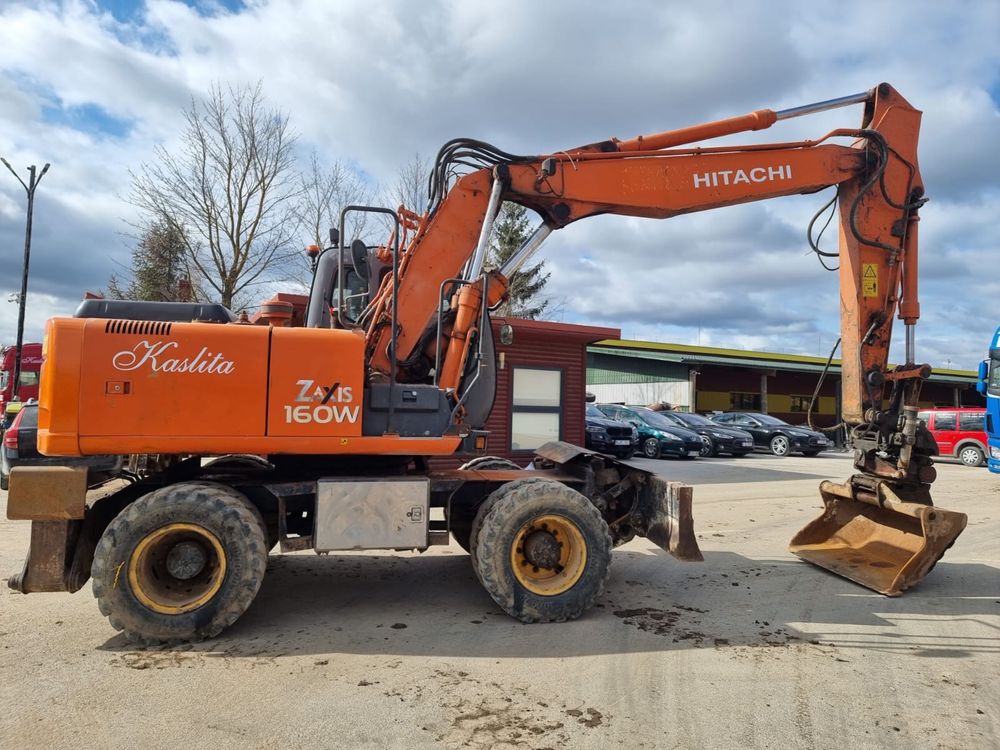 Продам колесный экскаватор Hitachi zx 160 W , 2005 г