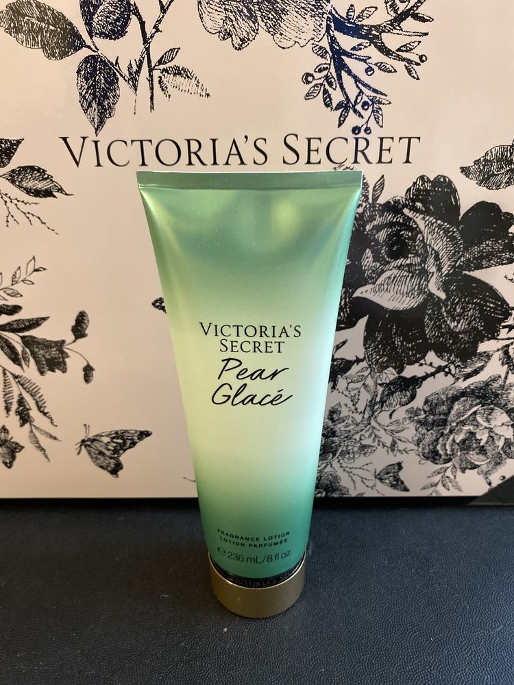 Лосьйон Victoria’s Secret Love Spell Cashmere, Santal Berry Silk, Pear