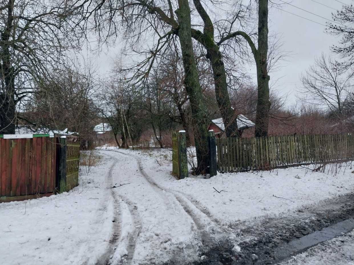 Нежитлова будівля та споруди, площею 135,60 кв.м., Чернігівська обл.