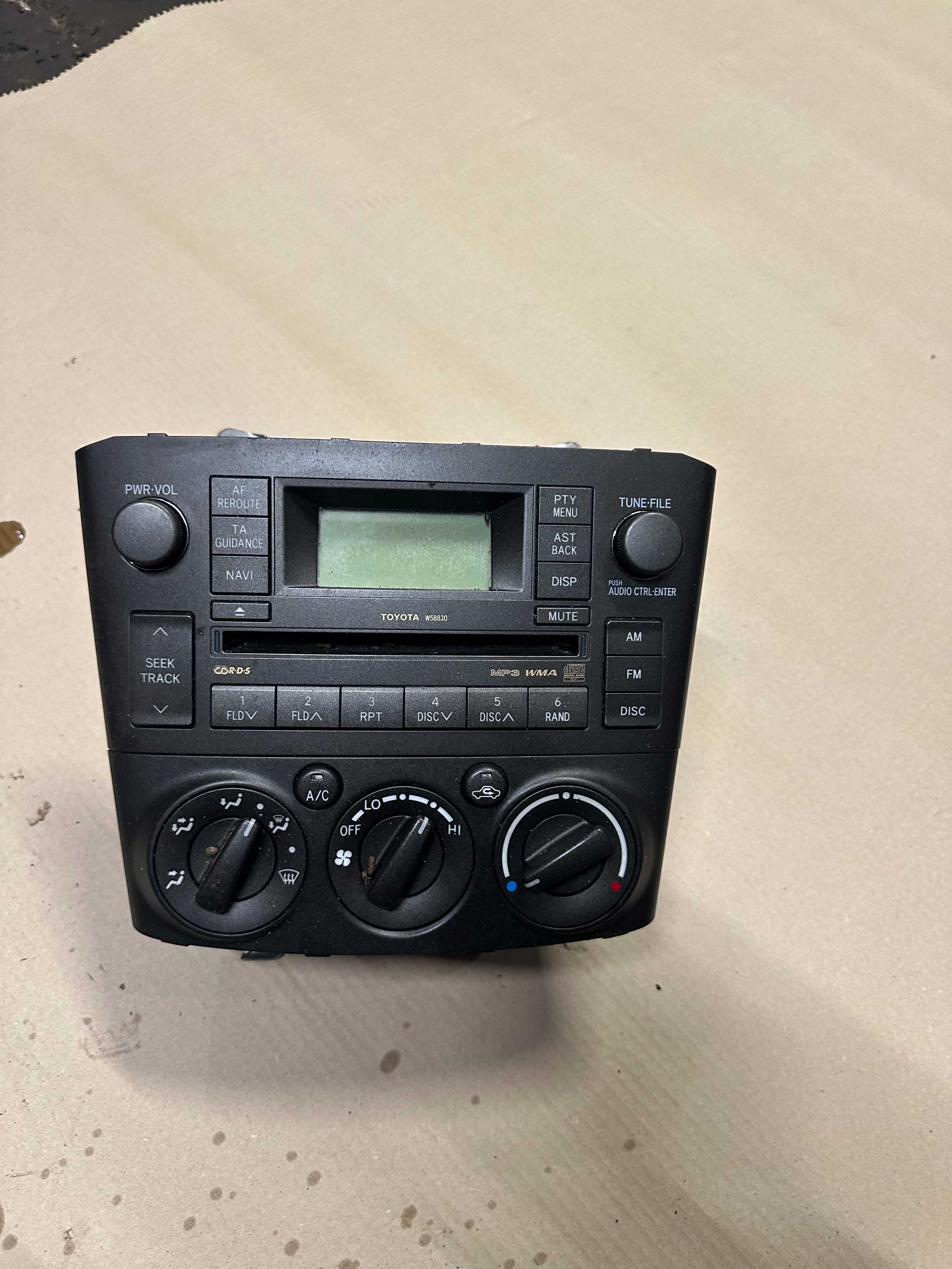 Toyota Avensis T25 03-09 Radio Fabryczne EU