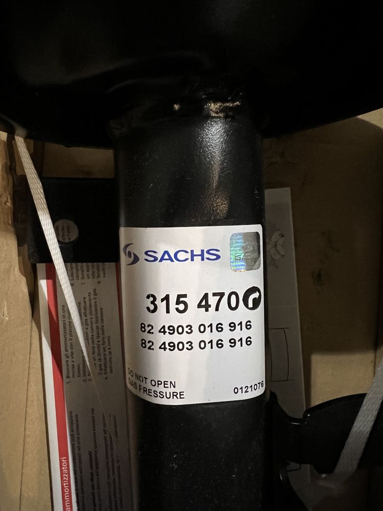 Амортизатори передні SACHS 315469 на Ford Focus 3