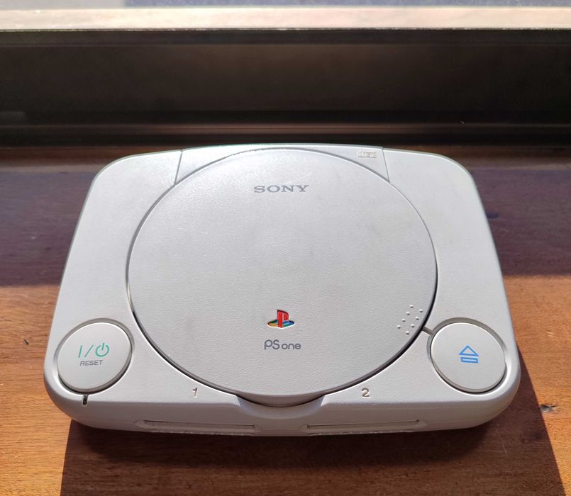Lote PSOne + Caixa Playstation (da 1ª geração anos 1990)