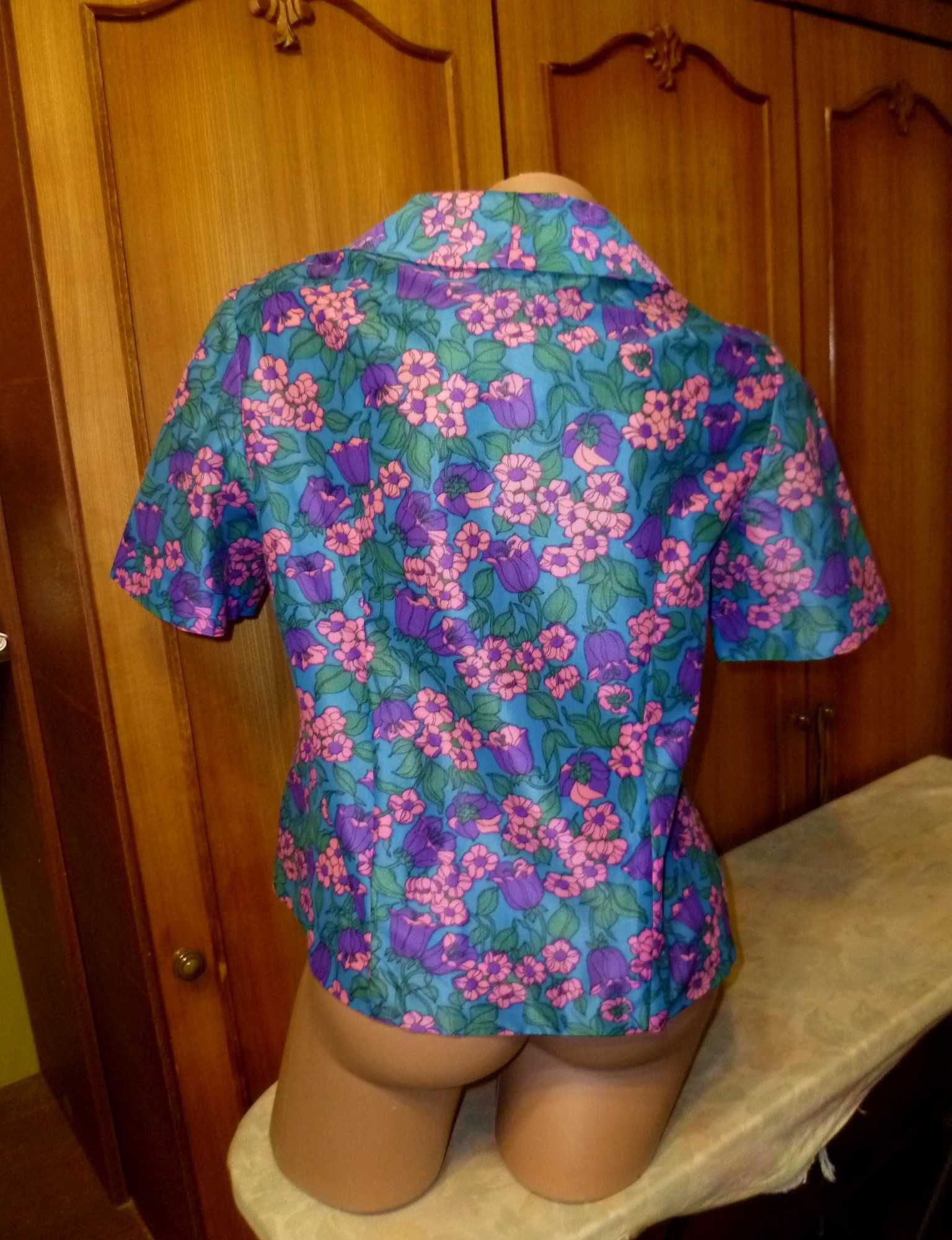 Нейлоновая блузка в цветах,винтаж в идеале