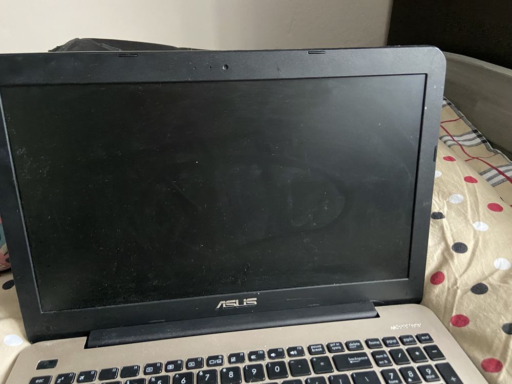 Sprzedam laptopa Asus na części