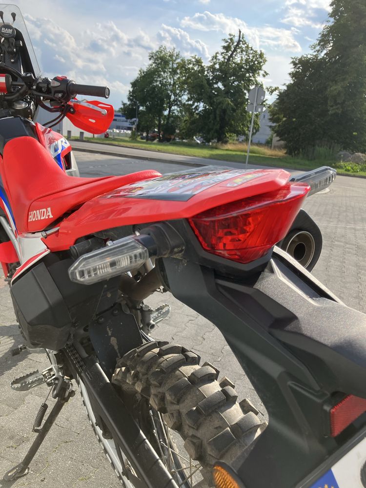 Honda CRF300L z wieloma dodatkami