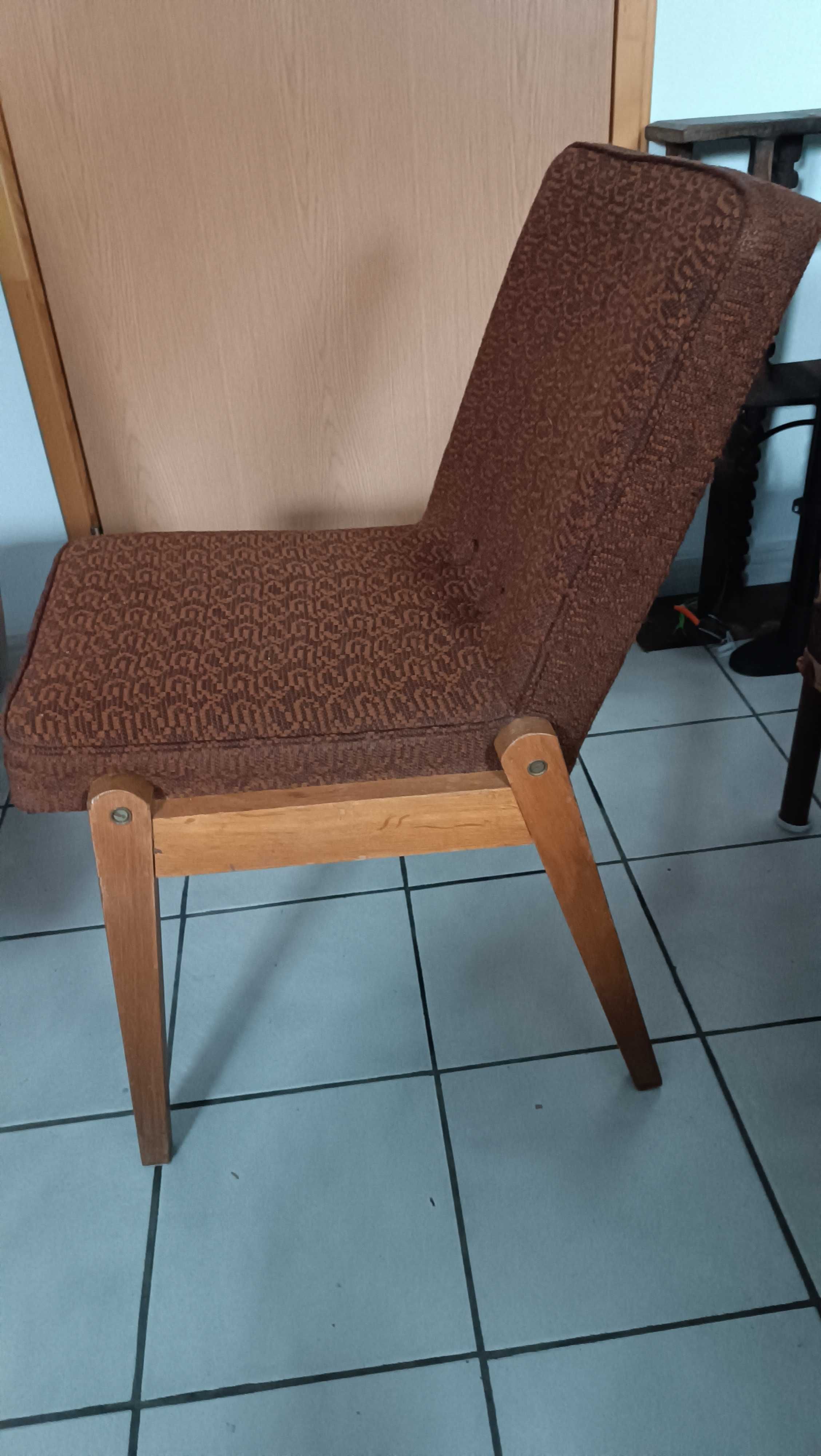 Komplet krzeseł PRL 4 szt.