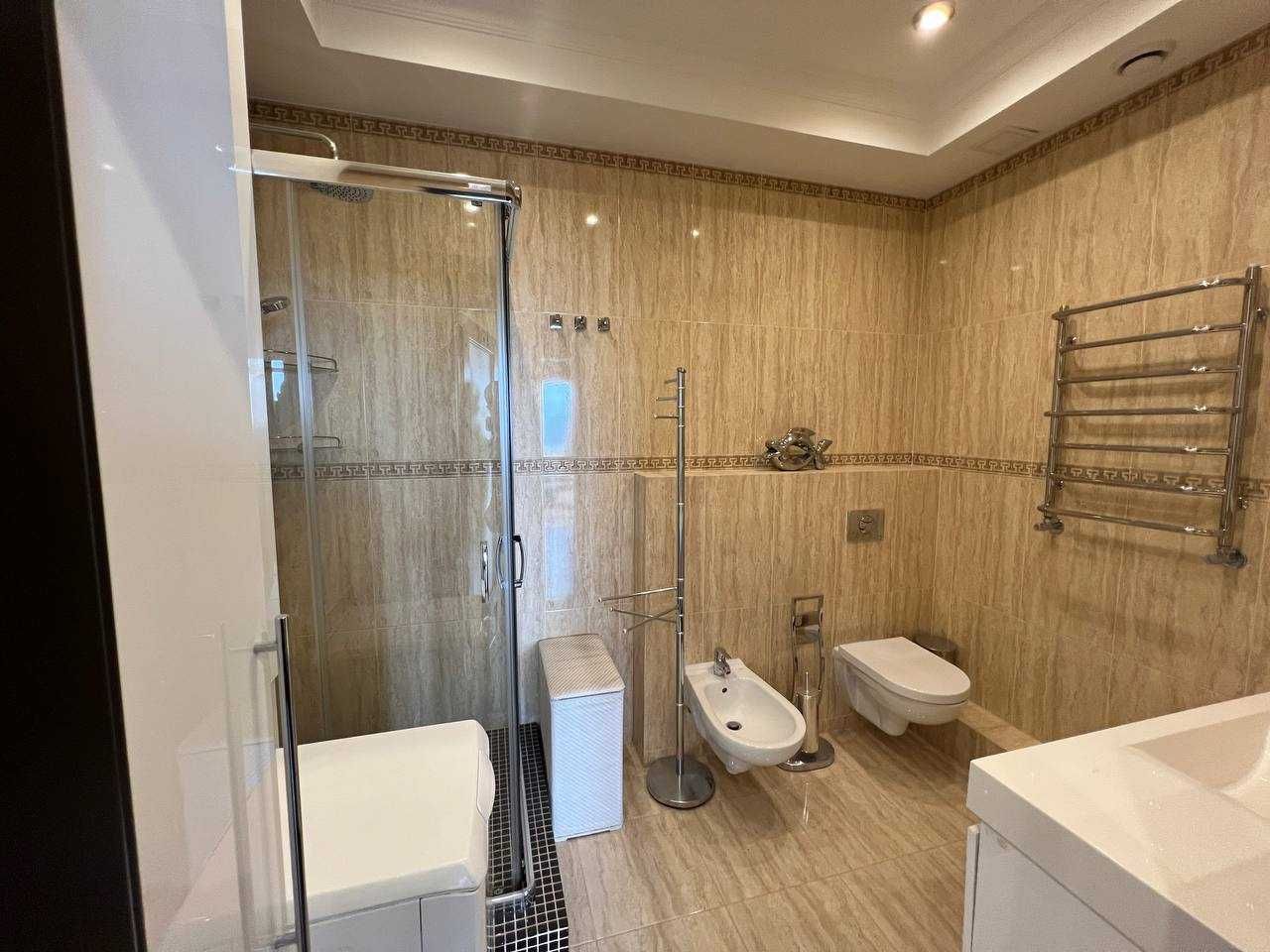 ЖК ФРАНЦУЗСКИЙ 4х к. 2х-уровненая кв.158м Б. терраса с панорамой МОРЯ