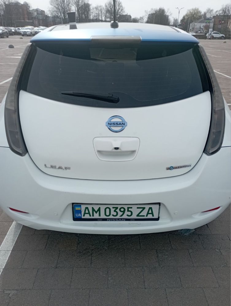 Продам Nissan  leaf