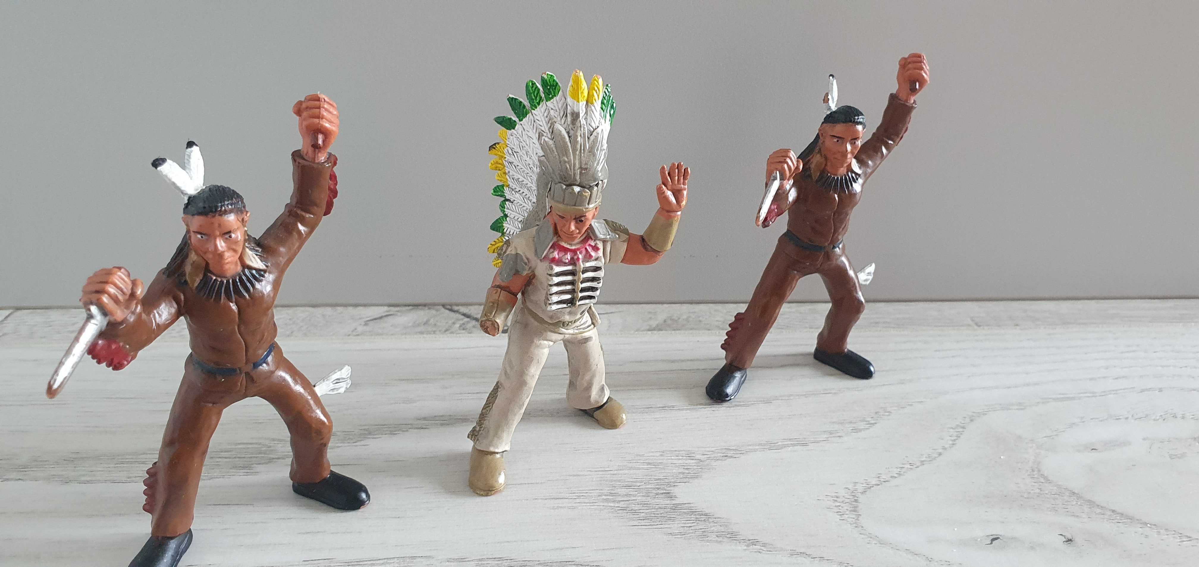 Indianie,  3 sztuki,  zabawki, figurki