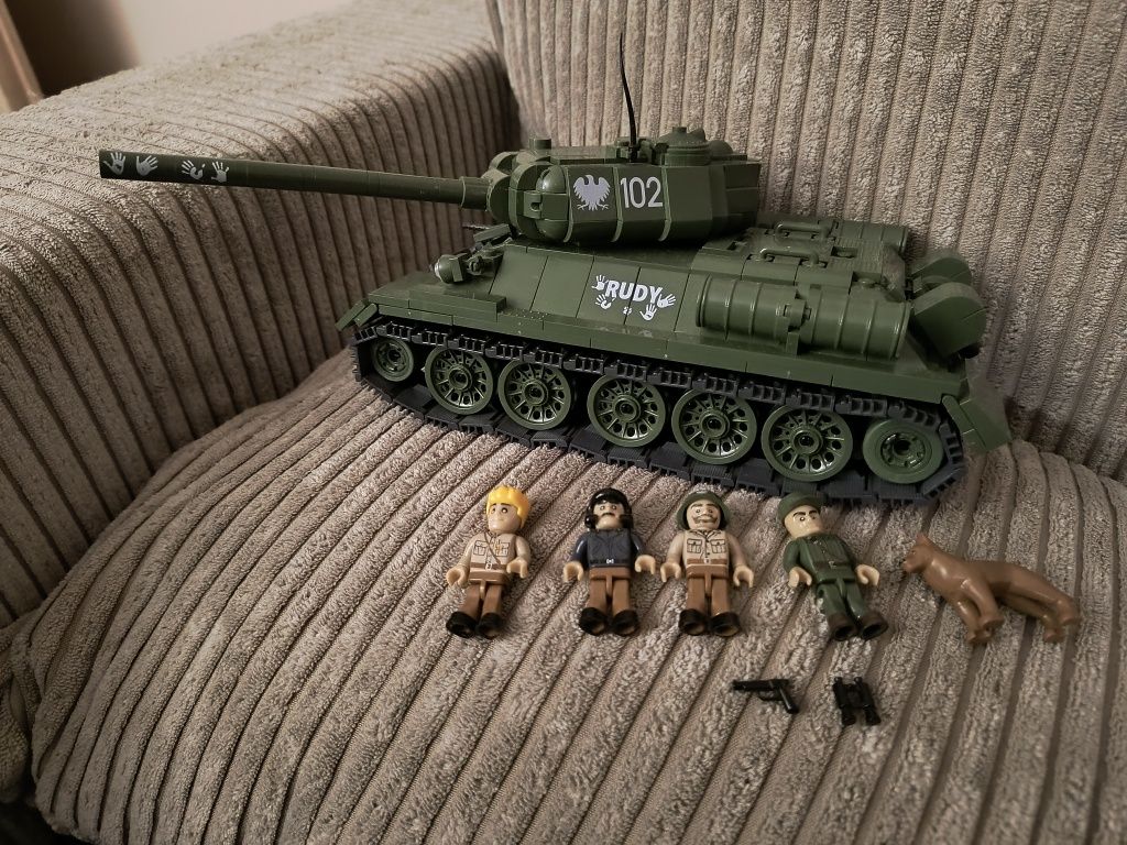 Czołg t-34-85 Rudy Cobi