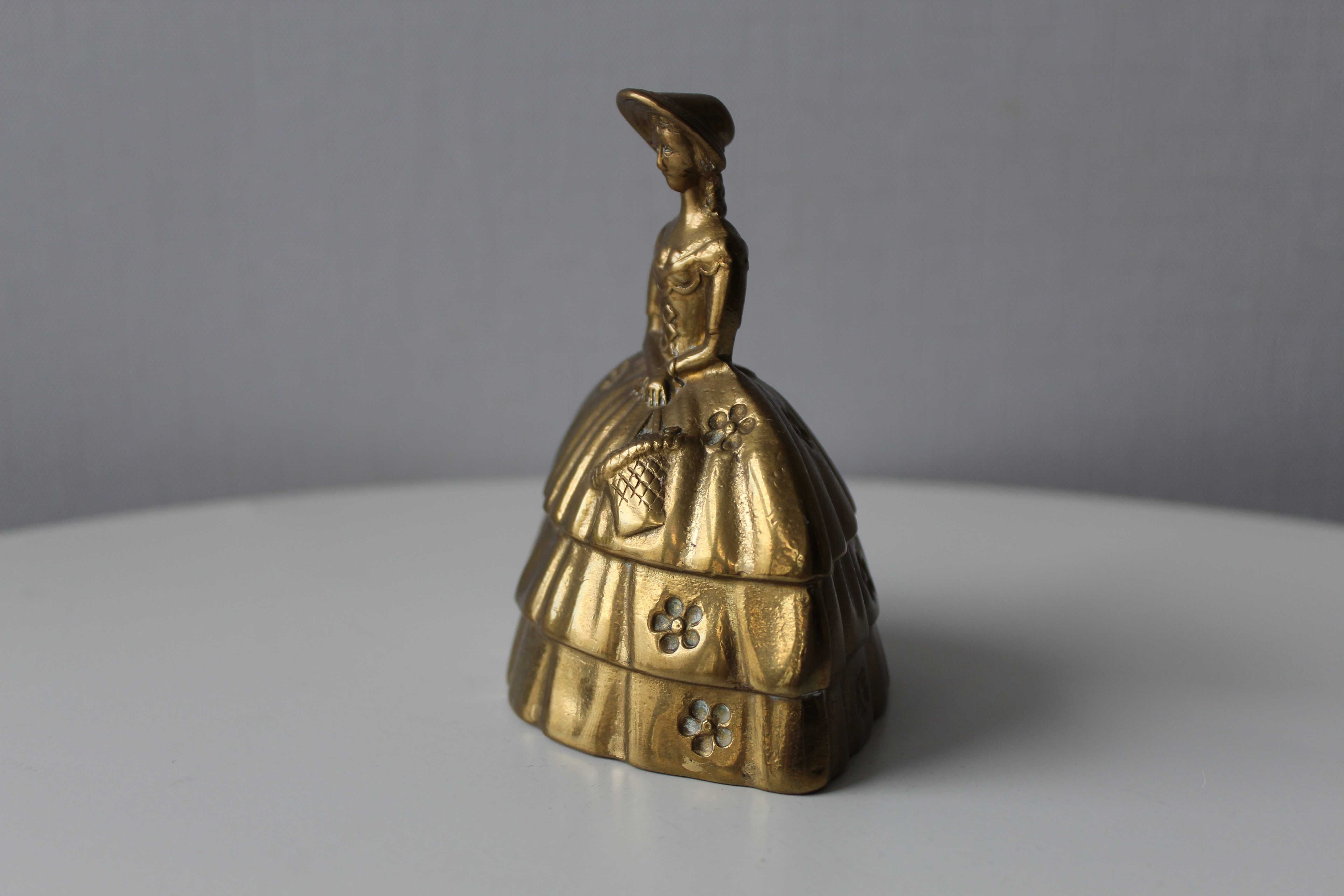 Колокольчик, дама, леди белл, бронза, Англия, с клеймом