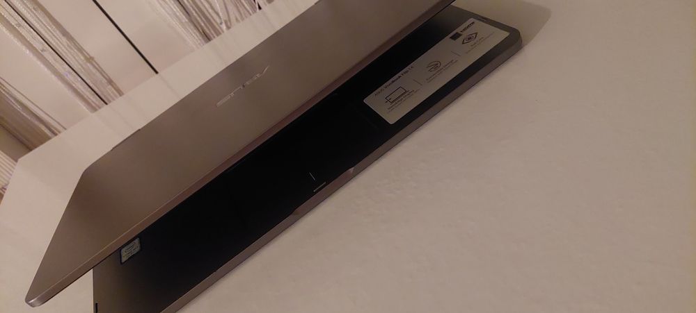 Laptop Asus vivobook 14