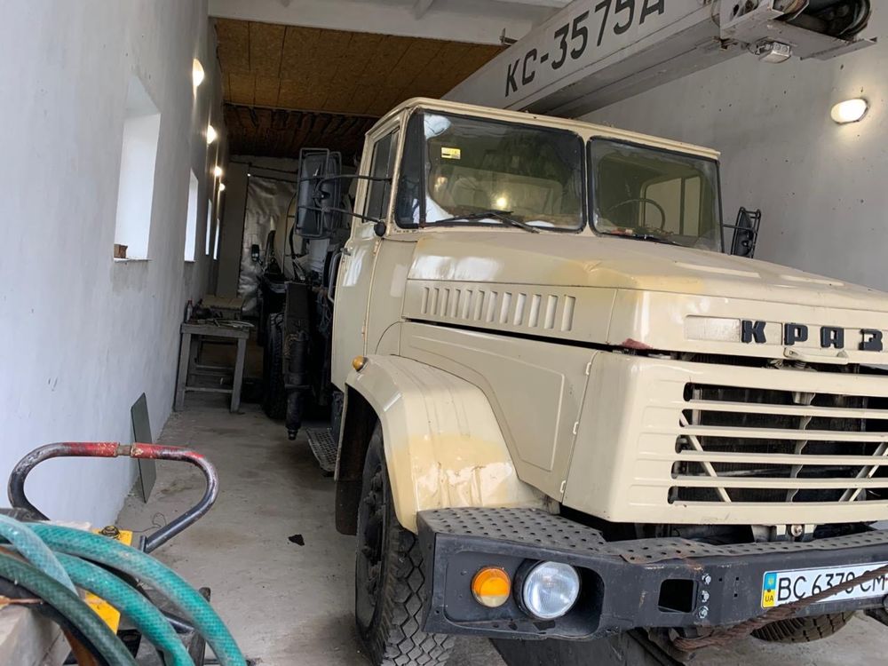 Автокран КС 3575A