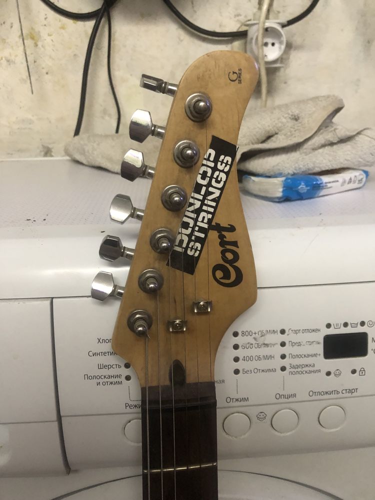 Электрогитара Fender Cort G series