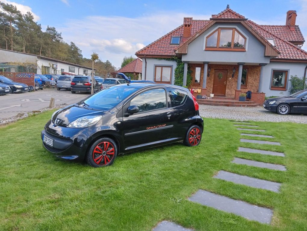 Peugeot 107, 2009r., 998cm benzyna