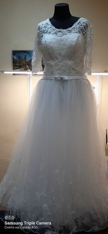 Свадебное платье р.48-52